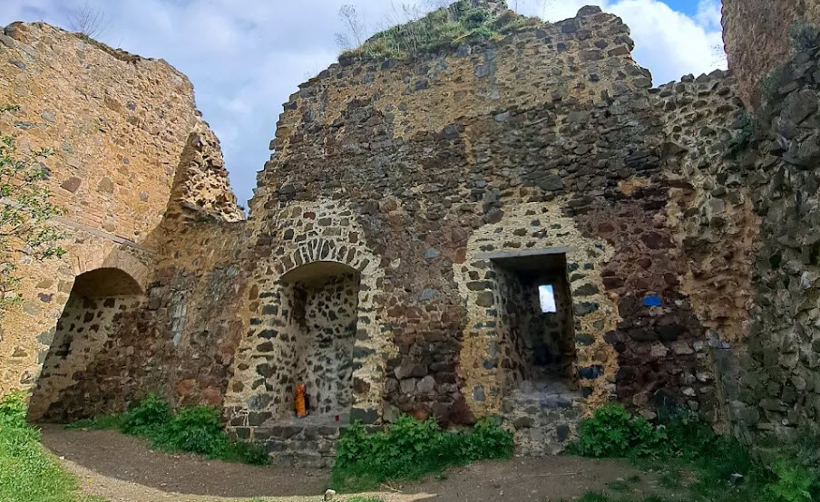 Castle Ruins Týřov, Czech Republic (Czechia)